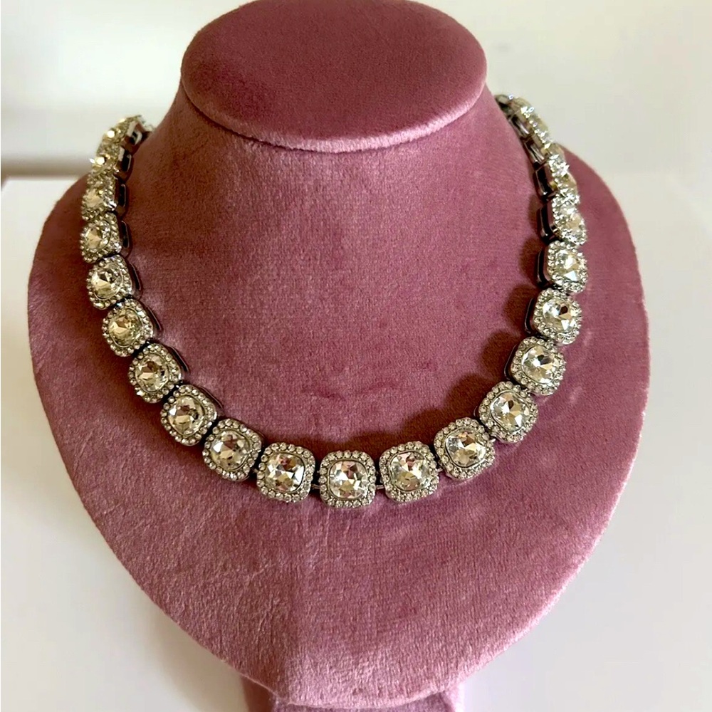 High quality Stunning simulated diamond necklace